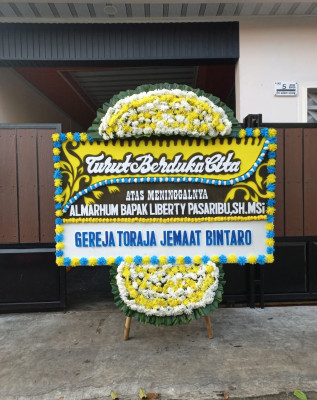 Papan Bunga Duka di Medan Tenggara